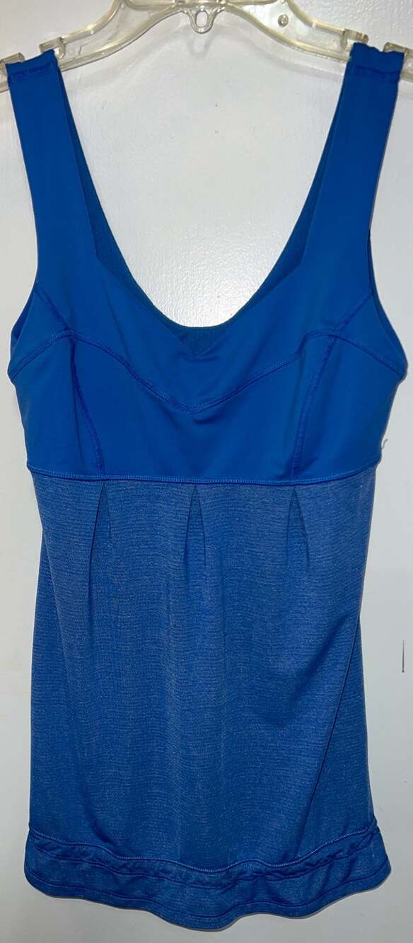 Lululemon Pleated Tank Top Cinch Bottom Size 4